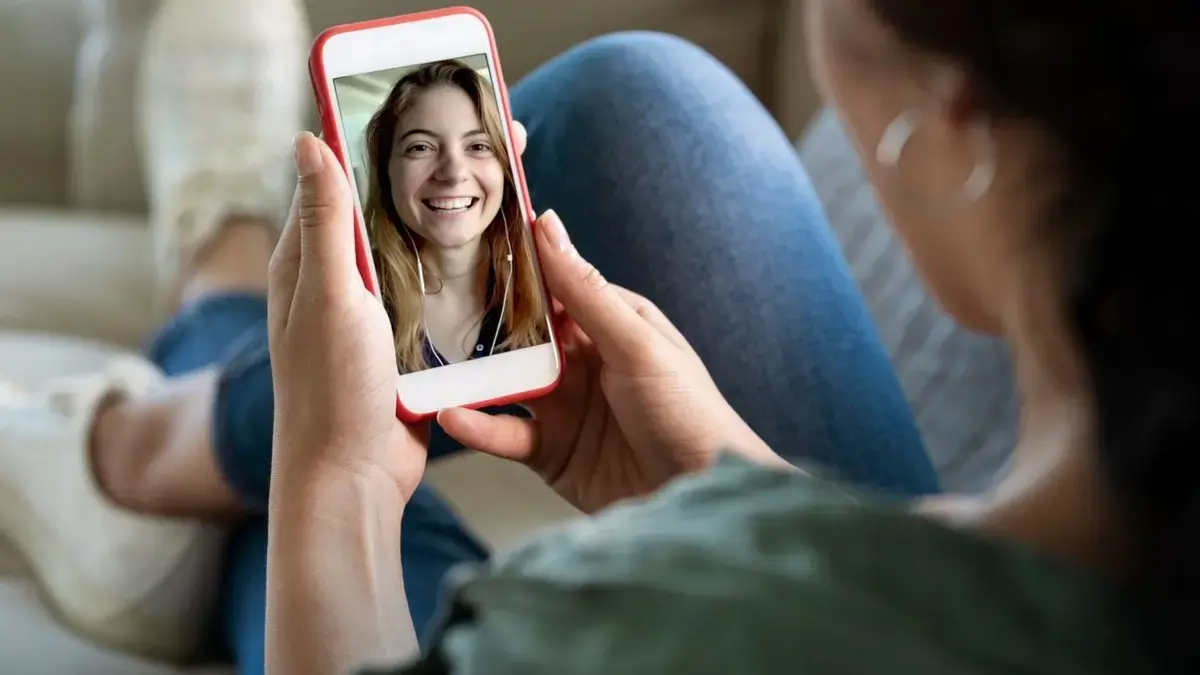 Yabancılarla Sesli Sohbet Yapılabilecek Siteler